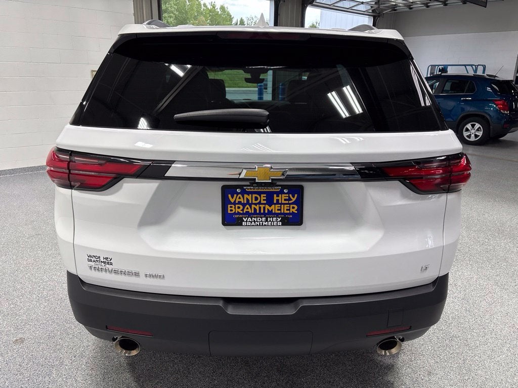 2023 Chevrolet Traverse AWD LT Leather