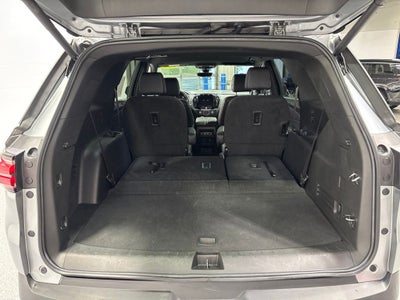 2023 Chevrolet Traverse AWD LT Leather