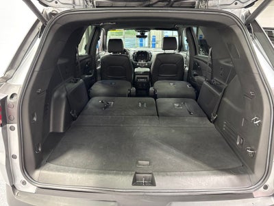 2023 Chevrolet Traverse AWD LT Leather