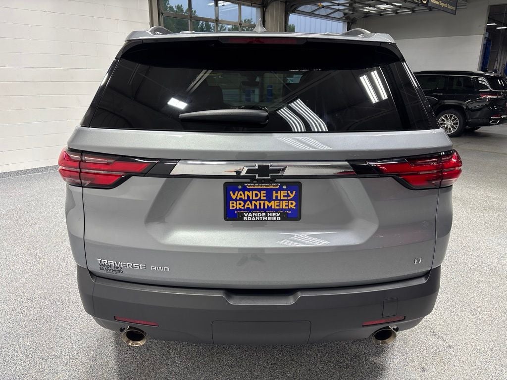 2023 Chevrolet Traverse AWD LT Leather