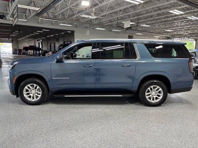 2026 Chevrolet Suburban LT, 4WD