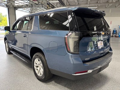 2026 Chevrolet Suburban LT, 4WD