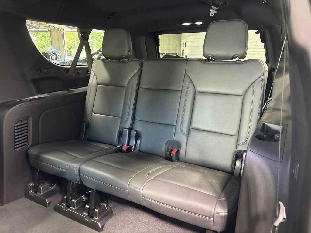 2026 Chevrolet Suburban LT, 4WD