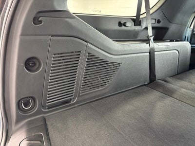 2026 Chevrolet Suburban LT, 4WD