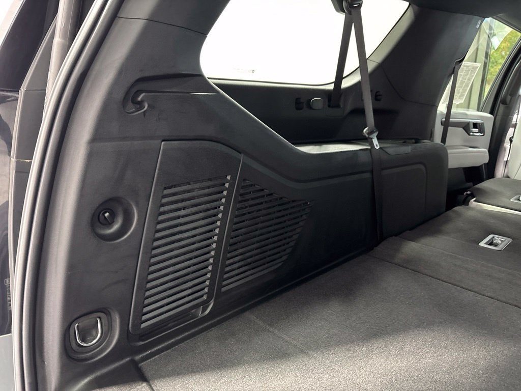 2026 Chevrolet Suburban Premier, 4WD