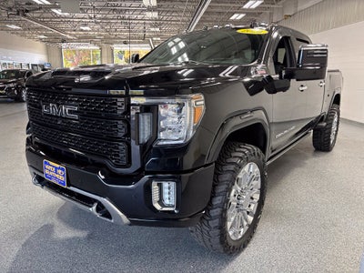 2020 GMC Sierra 2500HD 4WD Crew Cab Standard Bed Denali