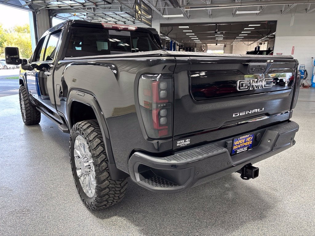 2020 GMC Sierra 2500HD 4WD Crew Cab Standard Bed Denali