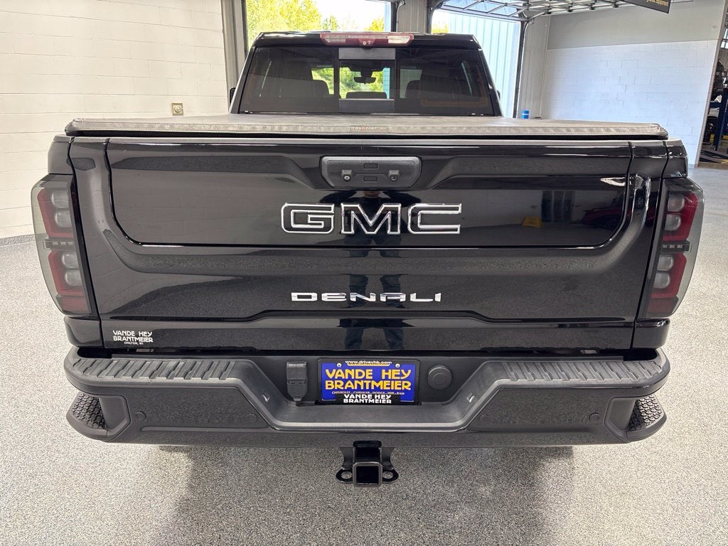 2020 GMC Sierra 2500HD 4WD Crew Cab Standard Bed Denali