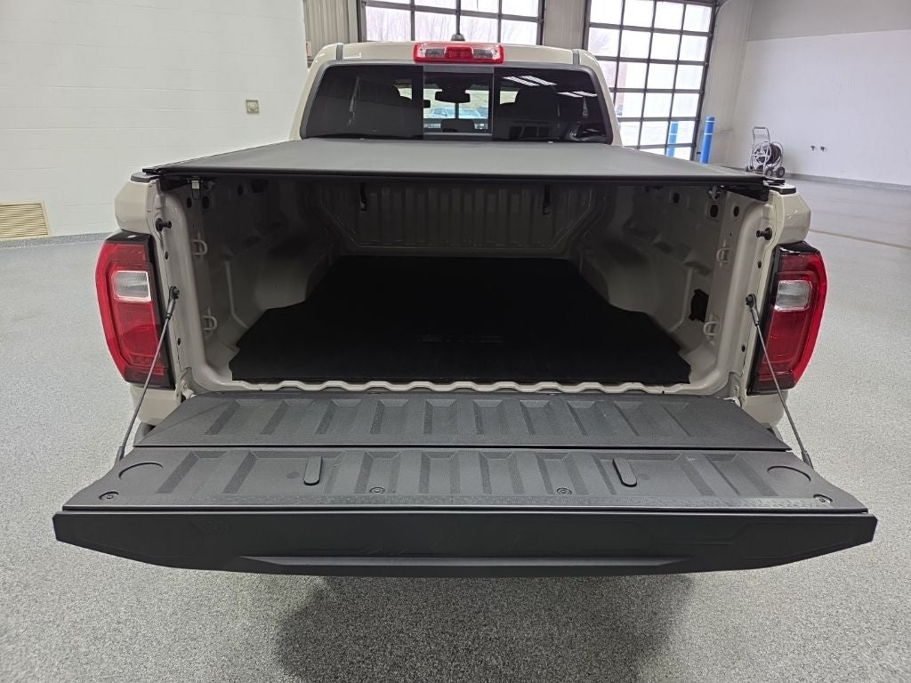 2026 GMC Canyon AT4, 4WD