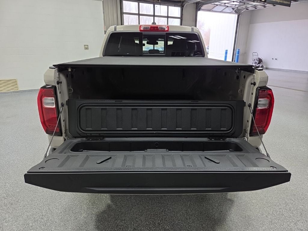 2026 GMC Canyon AT4, 4WD