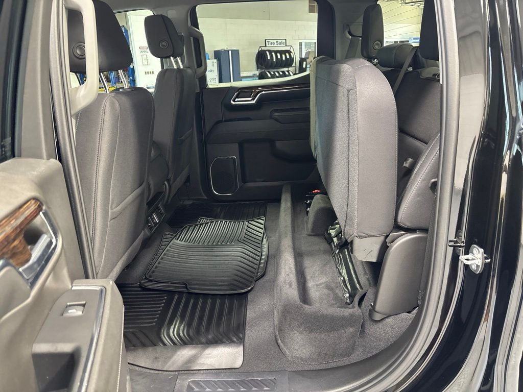 2024 GMC Sierra 1500 4WD Crew Cab Short Box Elevation with 3VL