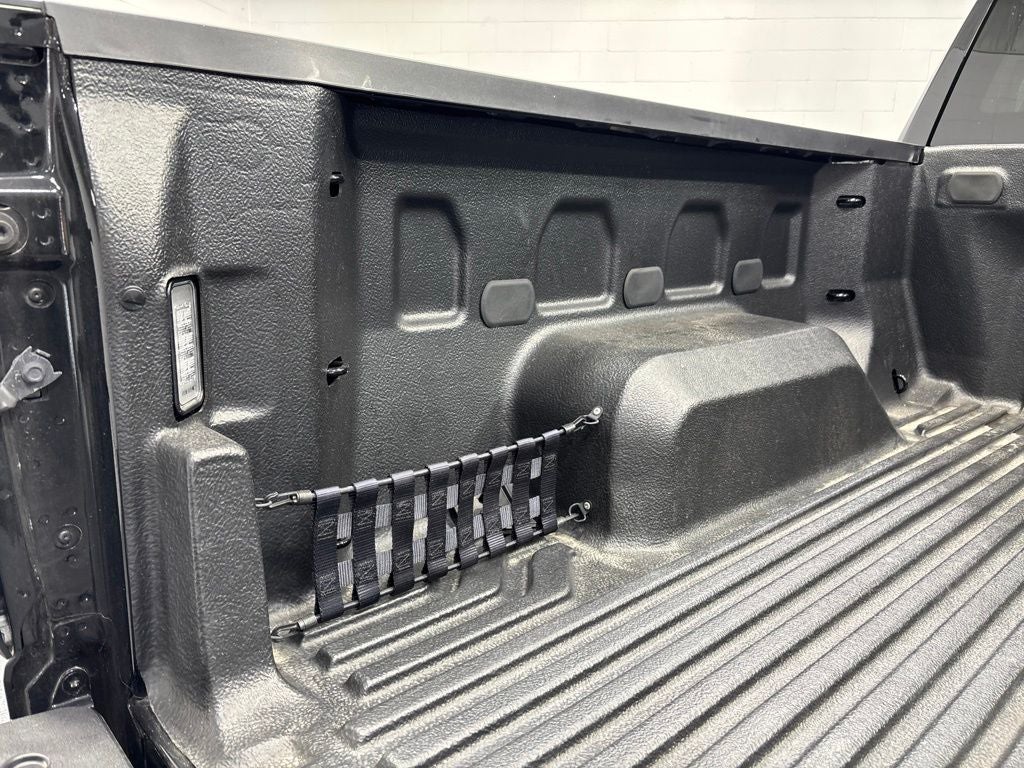 2024 GMC Sierra 1500 4WD Crew Cab Short Box Elevation with 3VL