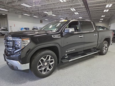 2023 GMC Sierra 1500 4WD Crew Cab Short Box SLT