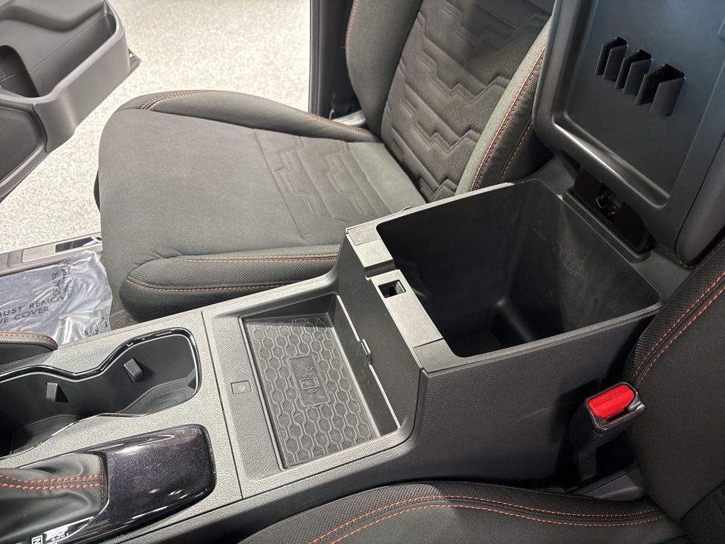 2024 Nissan Frontier Crew Cab PRO-4X 4x4