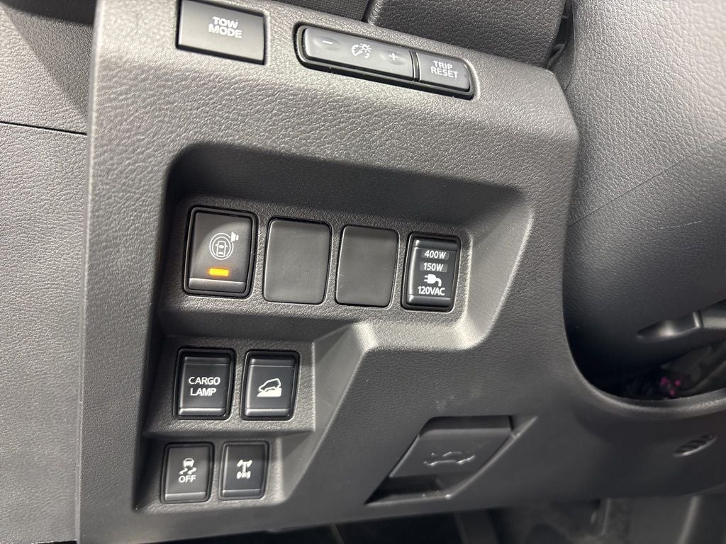 2024 Nissan Frontier Crew Cab PRO-4X 4x4
