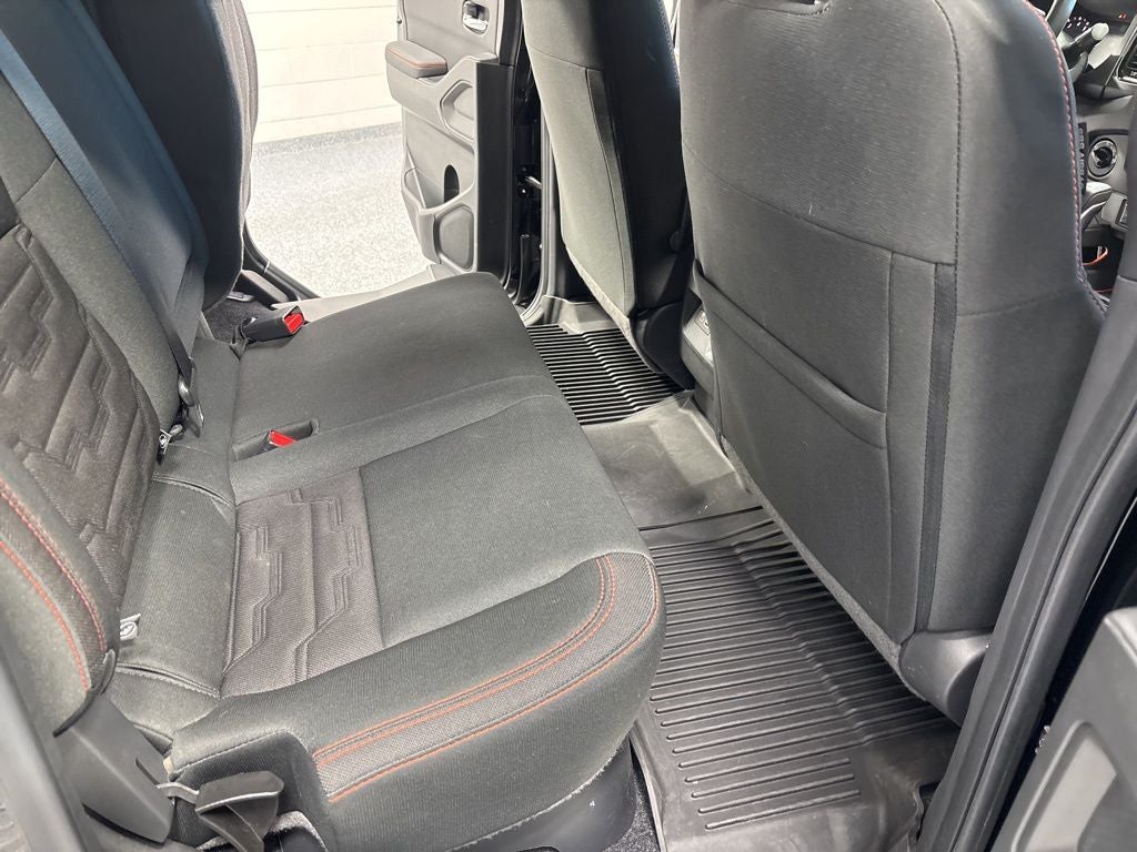 2024 Nissan Frontier Crew Cab PRO-4X 4x4