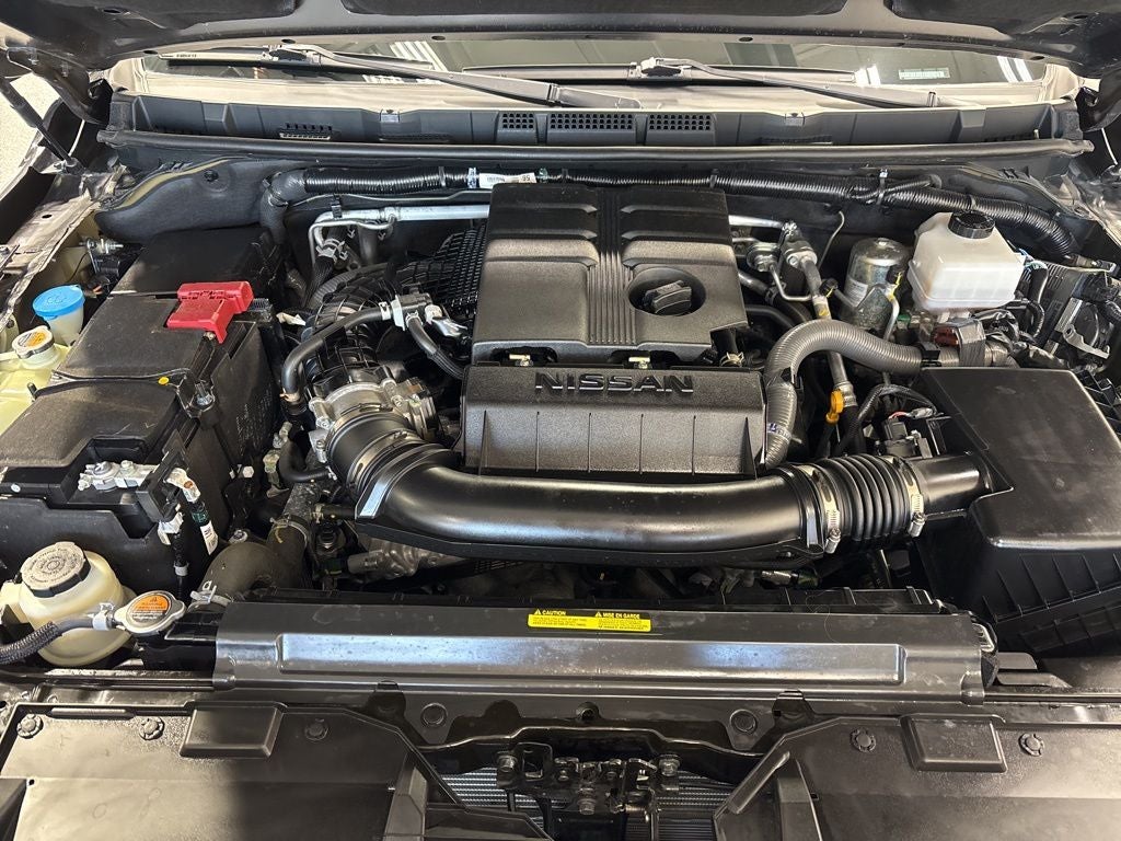 2024 Nissan Frontier Crew Cab PRO-4X 4x4