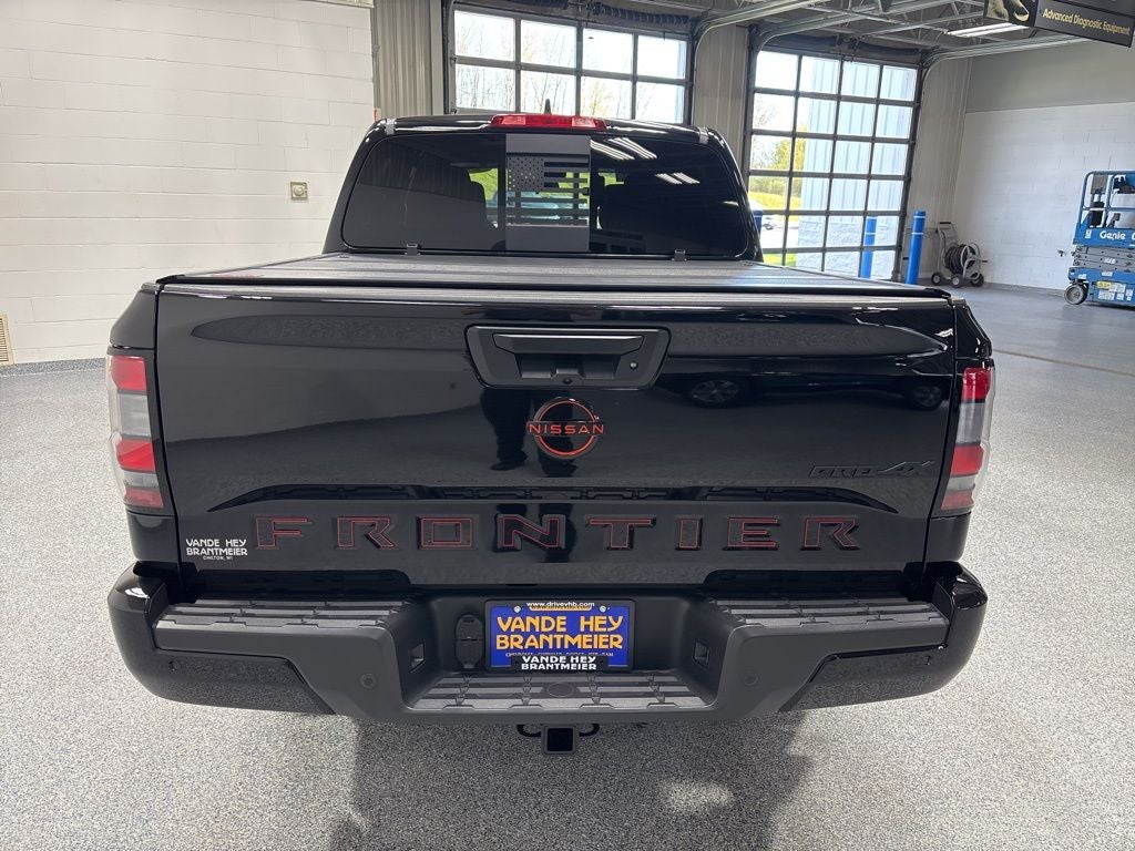 2024 Nissan Frontier Crew Cab PRO-4X 4x4