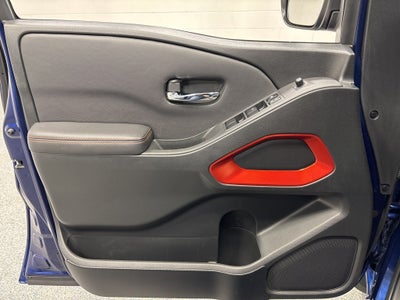2023 Nissan Frontier Crew Cab PRO-4X 4x4