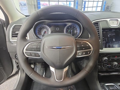 2023 Chrysler 300 Touring L AWD