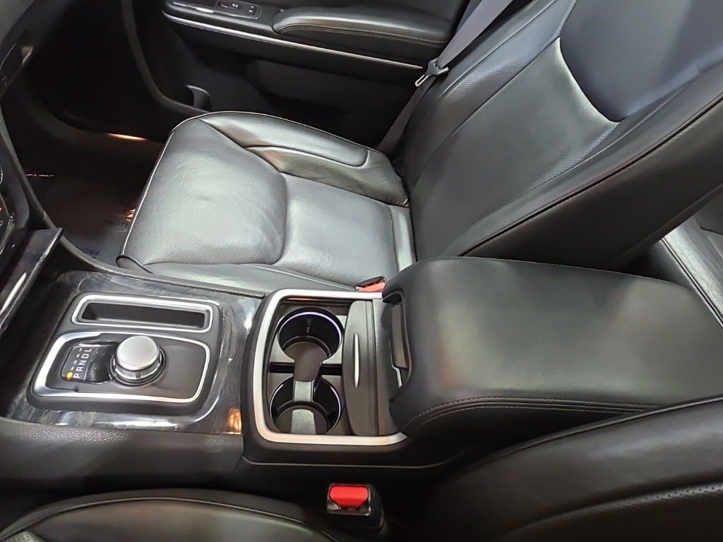 2023 Chrysler 300 Touring L AWD