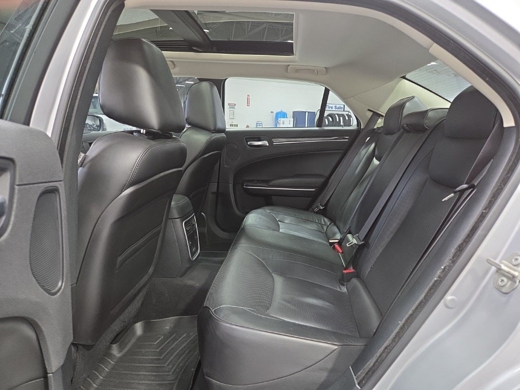 2023 Chrysler 300 Touring L AWD