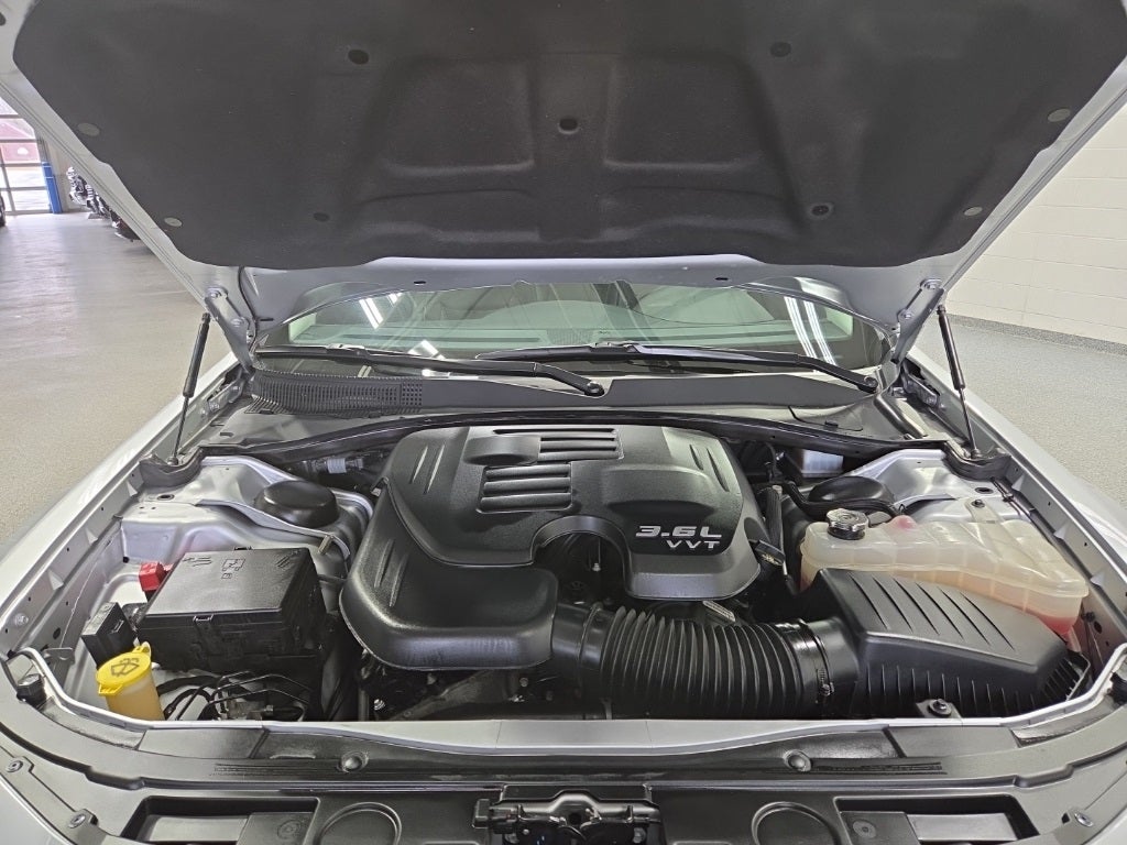 2023 Chrysler 300 Touring L AWD