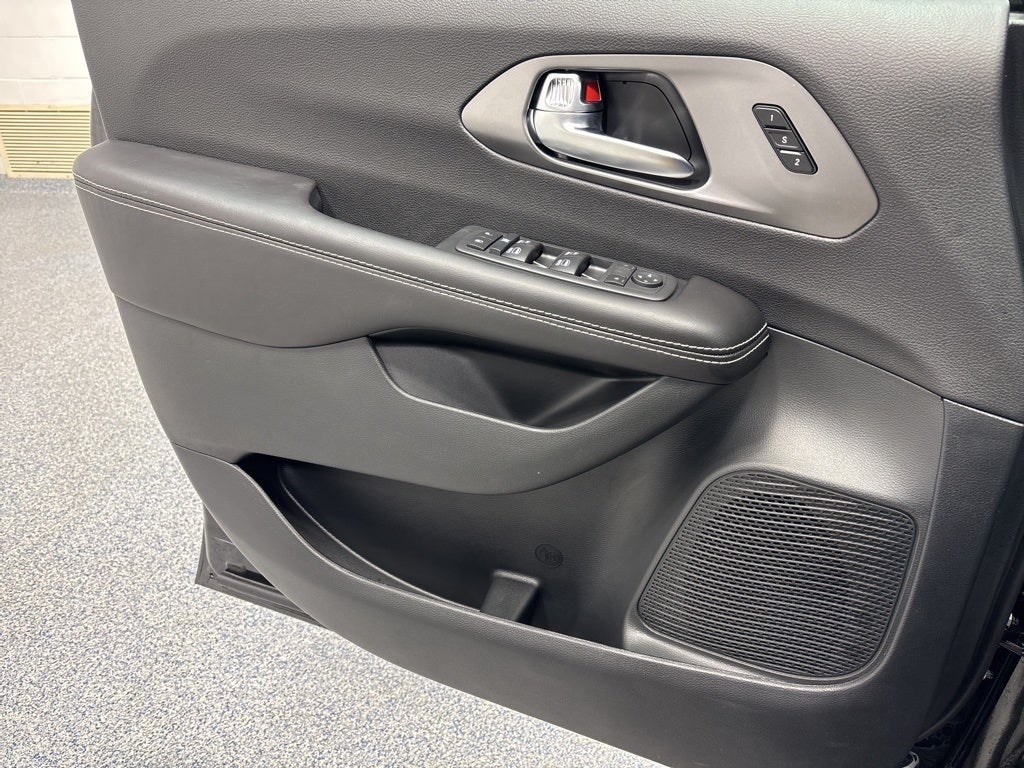 2026 Chrysler Pacifica PACIFICA SELECT