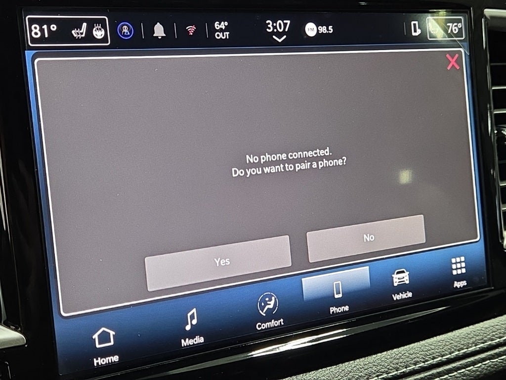 2026 Chrysler Pacifica Select