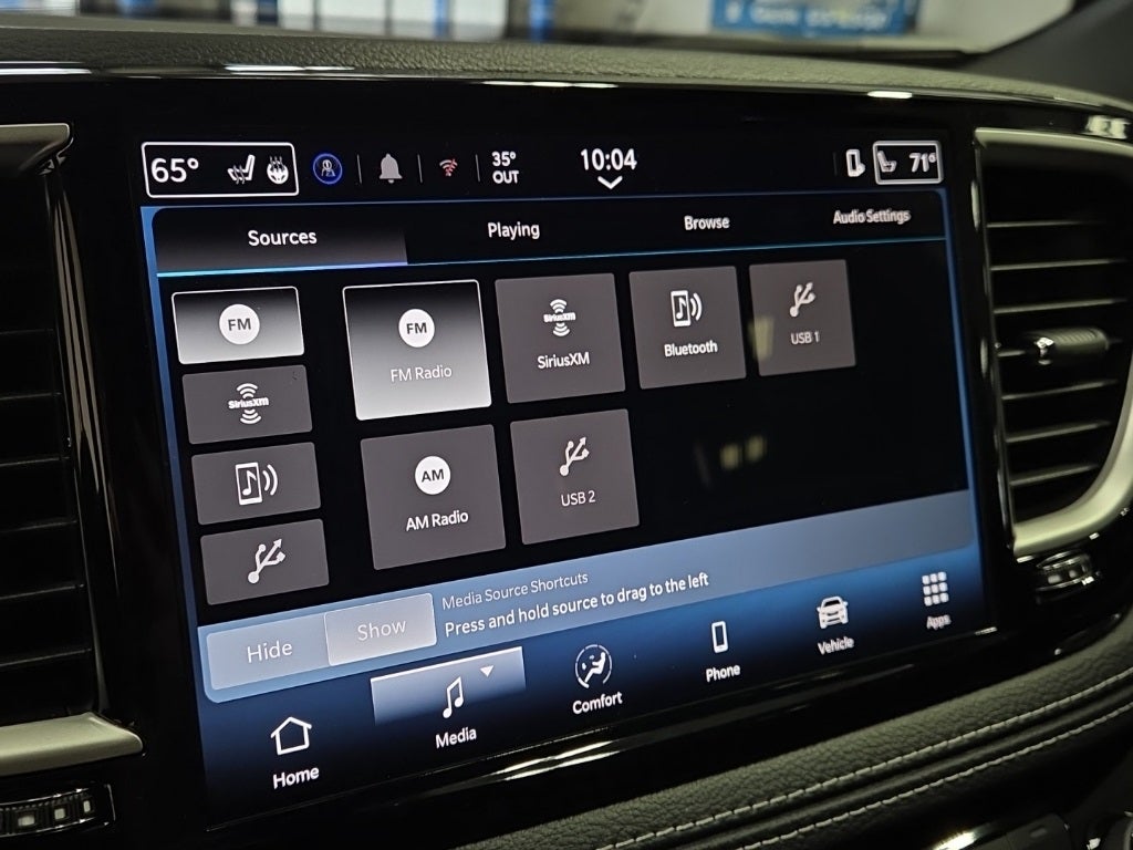 2026 Chrysler Pacifica Select