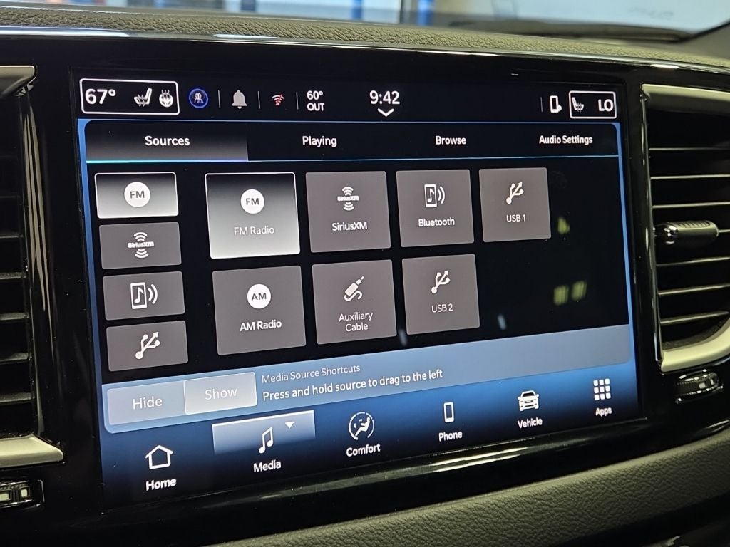 2025 Chrysler Pacifica Select