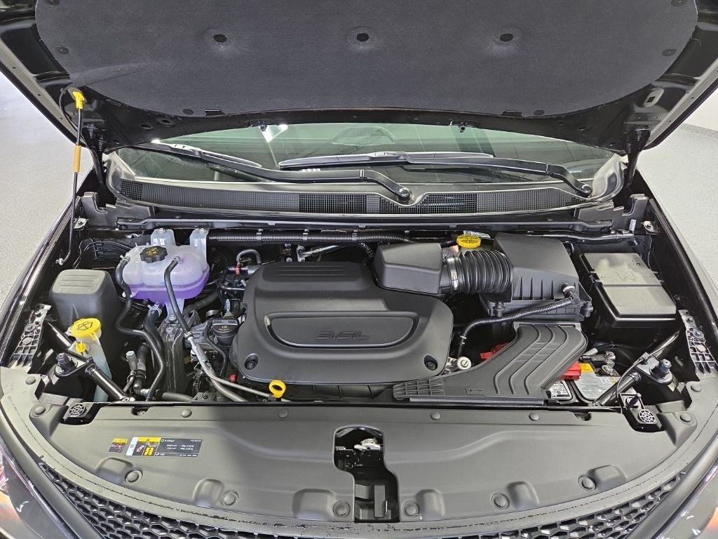 2026 Chrysler Voyager VOYAGER LX