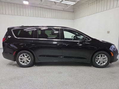 2026 Chrysler Voyager VOYAGER LX