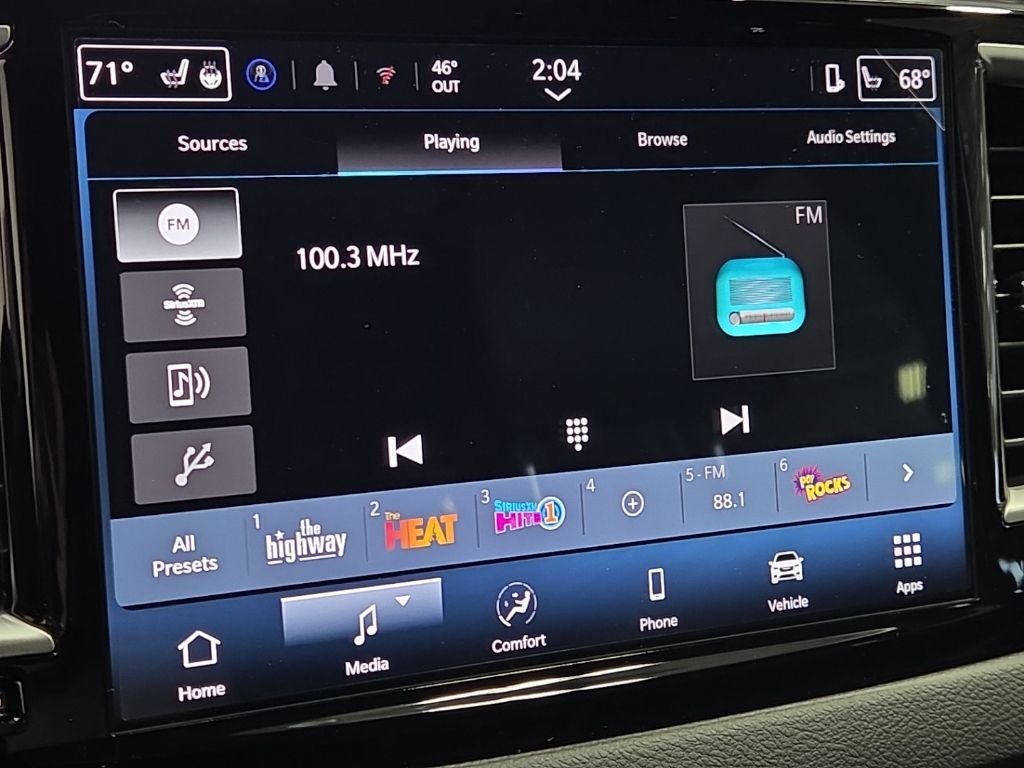 2026 Chrysler Voyager LX