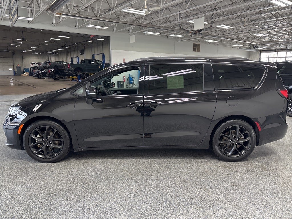2025 Chrysler Pacifica Limited