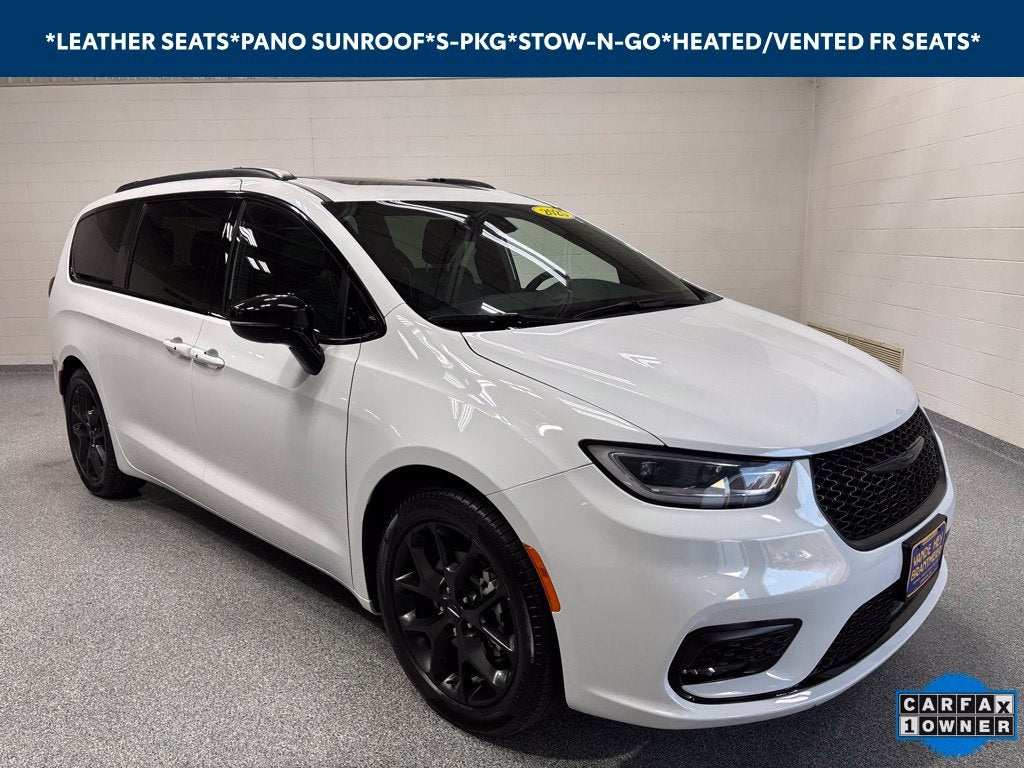 2025 Chrysler Pacifica