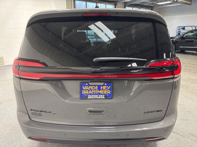2025 Chrysler Pacifica Limited