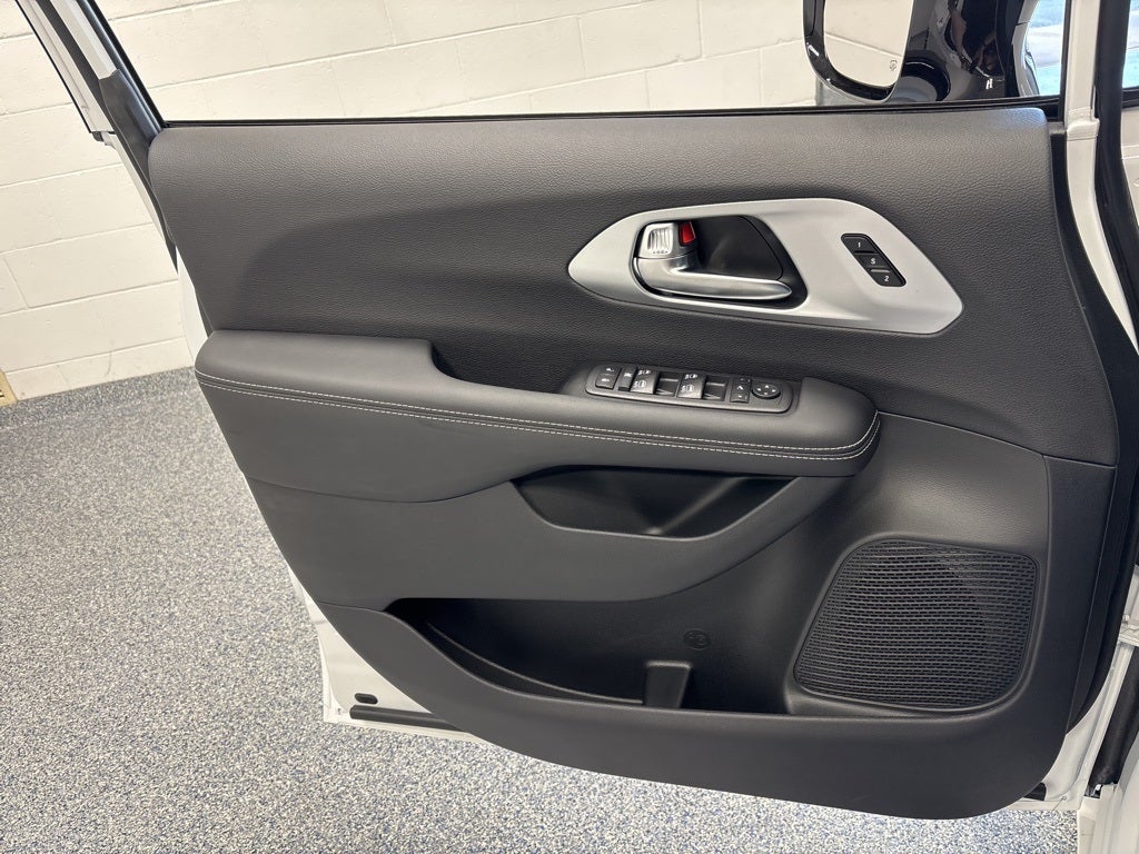 2026 Chrysler Pacifica PACIFICA LIMITED