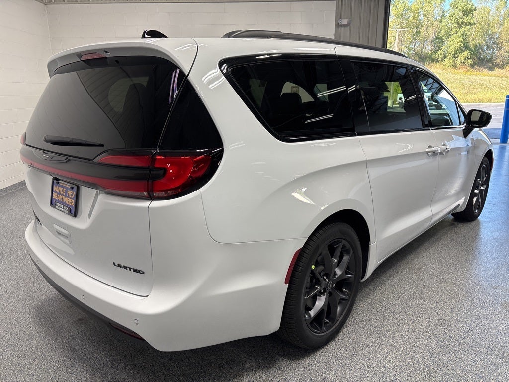2026 Chrysler Pacifica PACIFICA LIMITED