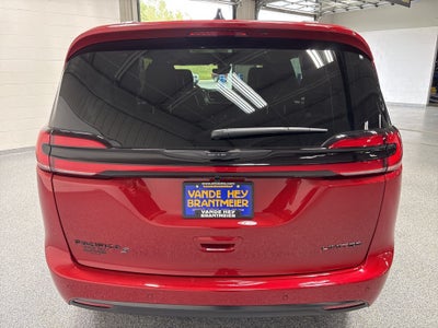2026 Chrysler Pacifica PACIFICA LIMITED