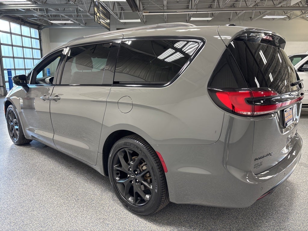 2025 Chrysler Pacifica Limited
