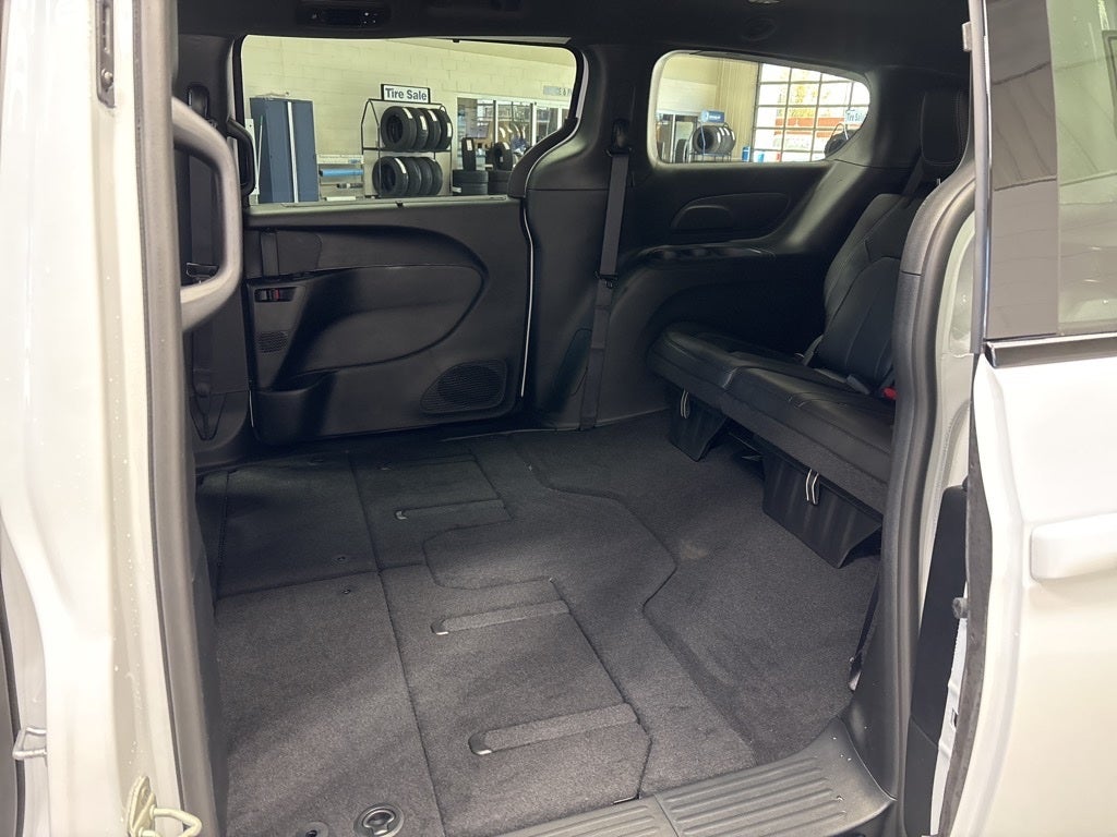 2026 Chrysler Pacifica PACIFICA SELECT AWD