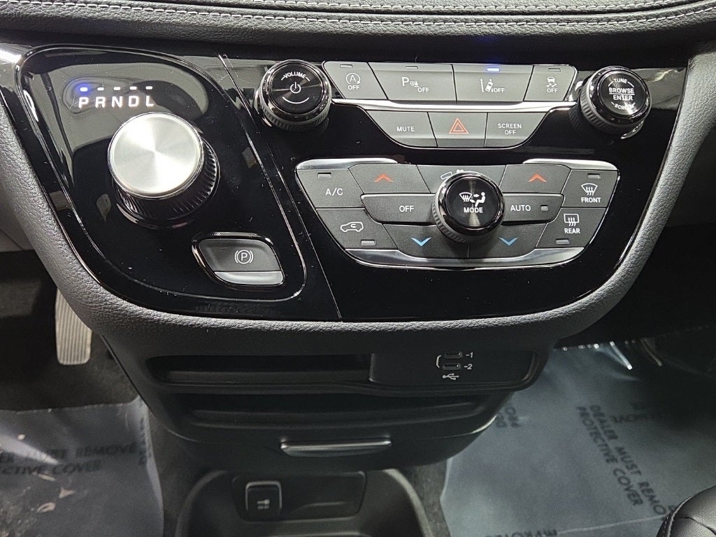 2026 Chrysler Pacifica PACIFICA SELECT AWD