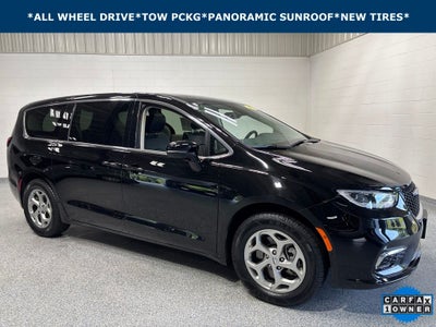 2024 Chrysler Pacifica Limited AWD