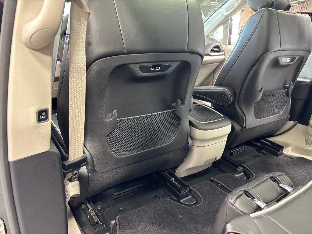 2024 Chrysler Pacifica Limited AWD