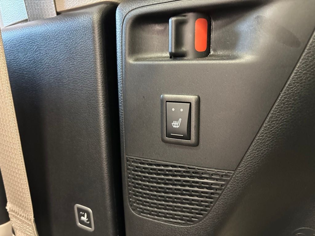 2024 Chrysler Pacifica Limited AWD
