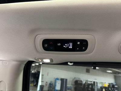 2024 Chrysler Pacifica Limited AWD
