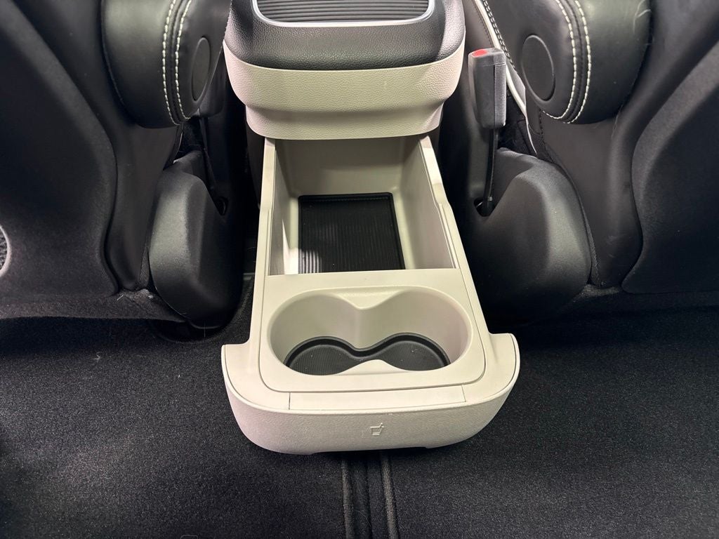 2024 Chrysler Pacifica Limited AWD