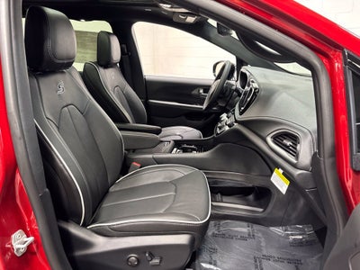 2027 Chrysler Pacifica PACIFICA LIMITED AWD