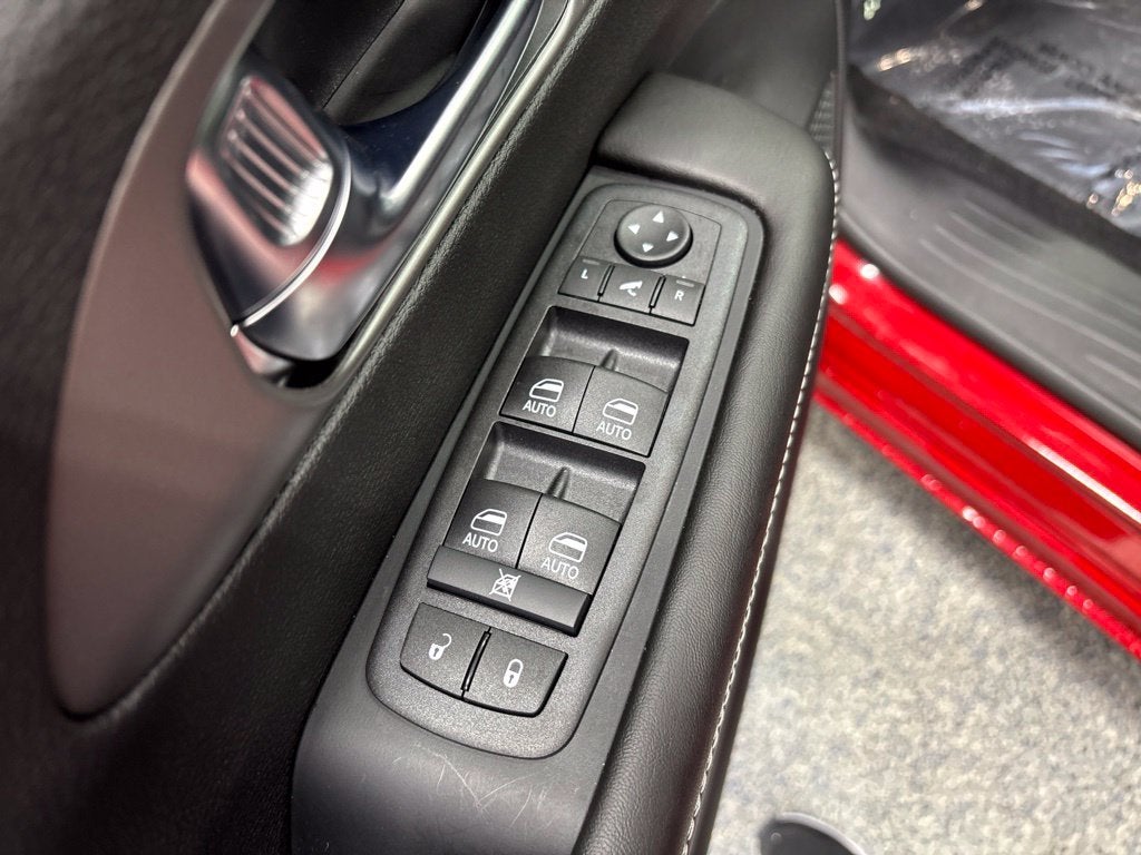 2027 Chrysler Pacifica PACIFICA LIMITED AWD